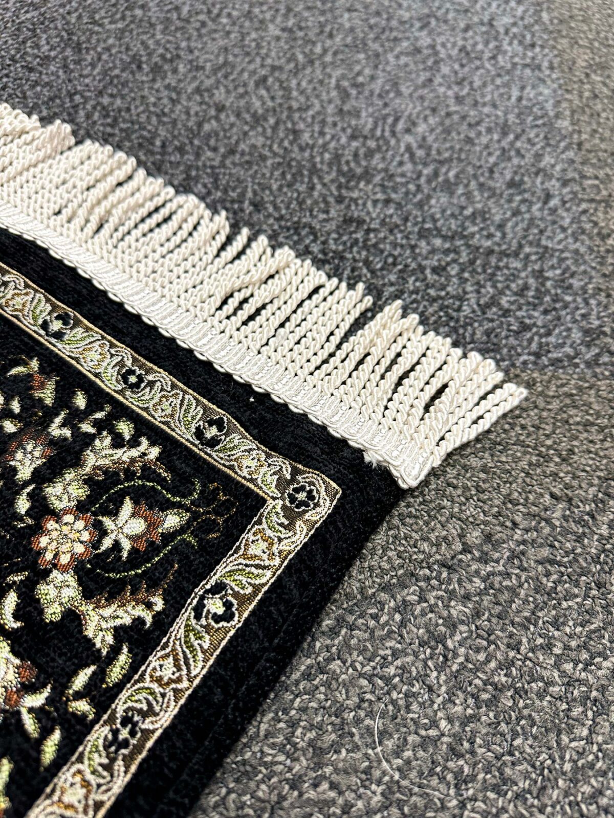 Seccade - Şönil Kumaş Mihrap - Siyah - Görsel 3