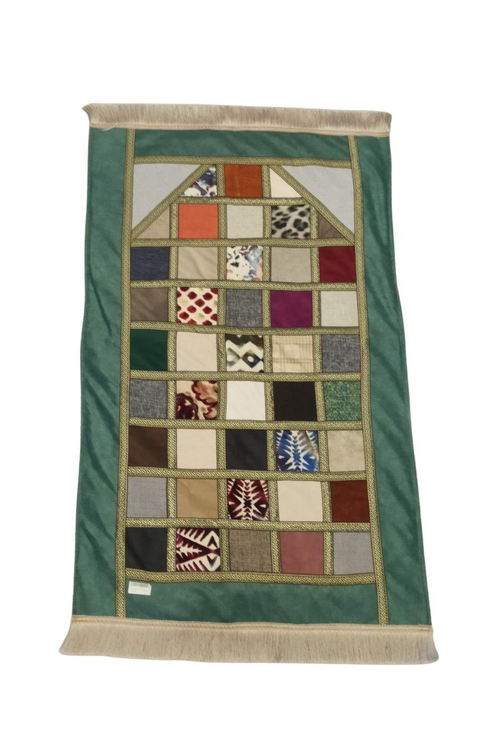 6c8cf40385cd4e8890d05b084faf2c81.jpg Seccade - Kadife - 40 Yamalı - Astarlı - Görsel 1