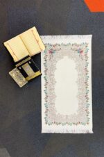 Altın Nakış Seccade - Şönil Kumaş - Krem