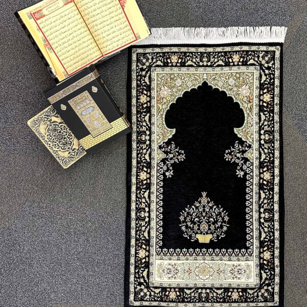 Seccade - Şönil Kumaş Mihrap - Siyah