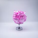 Pembe Eva Gül Tasarım Kablosuz Şarjlı Masa Lambası- Alt Gümüş